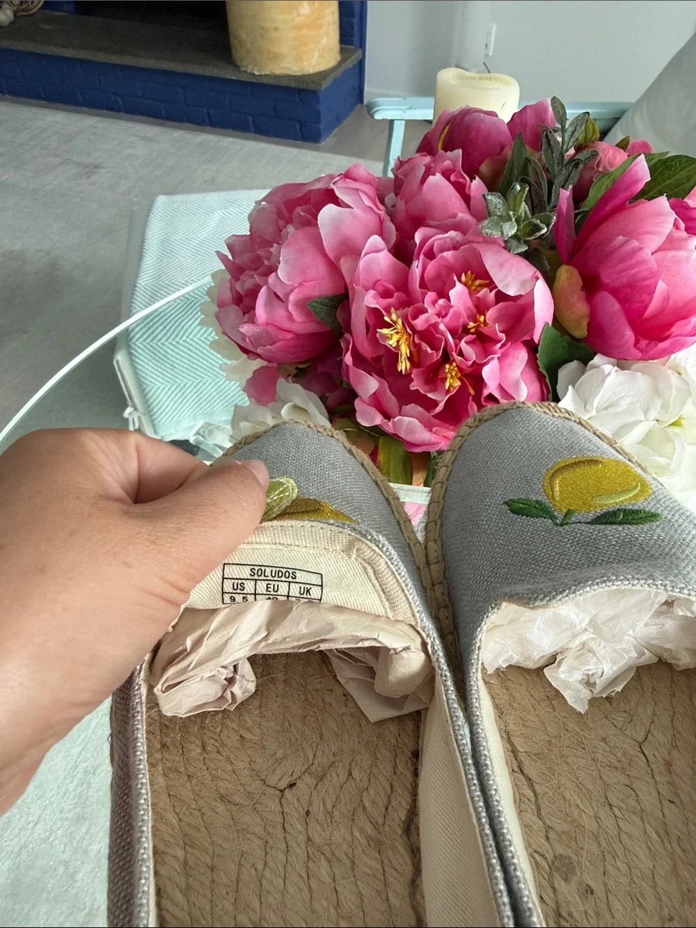 Soludos Embroidered Lemon Espadrilles Neutral Linen Euro Summer 9.5 Sandal Chic